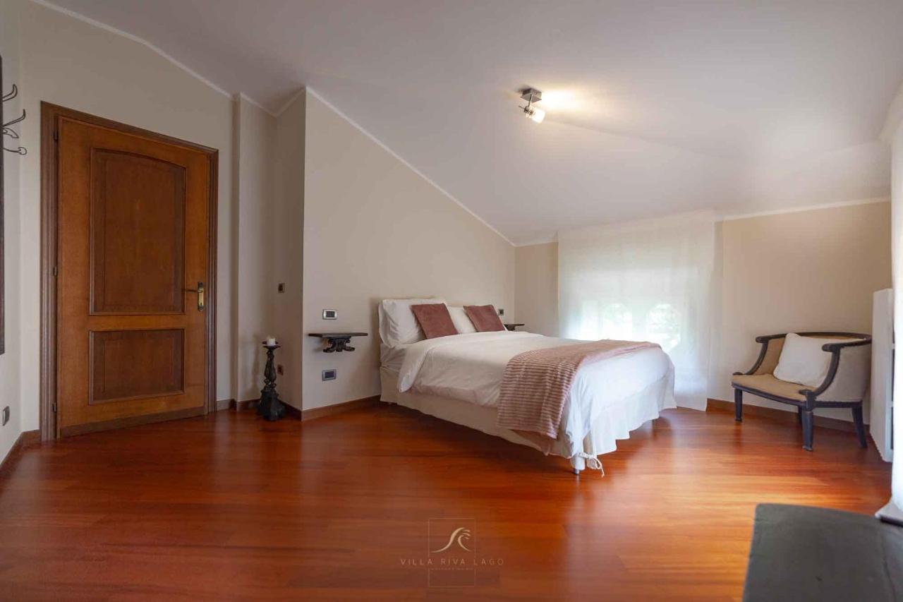 Riva - With Parking Apartment