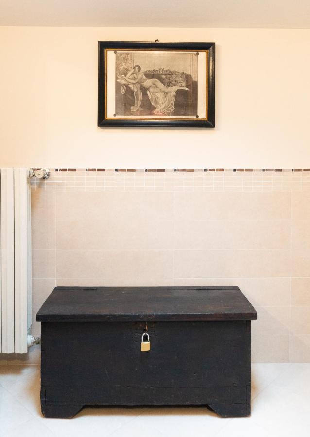 Riva Appartamento Tavernola Bergamasca